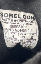 Load image into Gallery viewer, Sorel Womens Explorer II Joan NL4455-011 Black Faux Fur Snow Boots Size 8