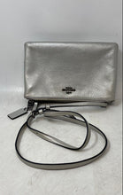 Load image into Gallery viewer, Coach Womens Silver Metallic Pebbled Leather Double Zip Charm Crossbody Handbag