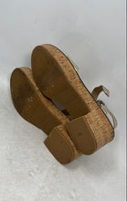 Load image into Gallery viewer, Calvin Klein Womens Isleen Gold Tone Leather Ankle Strap Sandals Size 8M