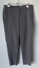 Load image into Gallery viewer, White House Black Market Womens Black White Pockets Ankle Pants Size 6R