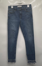 Load image into Gallery viewer, Zara Basic Womens Blue Medium Wash Pockets Denim Skinny Leg Jeans Size 6