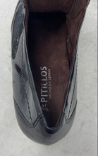 Load image into Gallery viewer, Pitillos Womens Black Leather Moc Toe Hook & Loop Loafer Shoes Size EUR 41