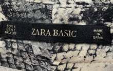 Load image into Gallery viewer, Zara Womens Multicolor Python Print Skinny Leg Pull-On Ankle Pants Size L