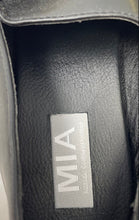 Load image into Gallery viewer, Mia Womens Mattea MH2431 Black Leather Round Toe Slip-On Loafers Shoes Size 7M