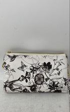 Load image into Gallery viewer, Callista Womens White Floral Print Inner Pockets Wristlet Wallet