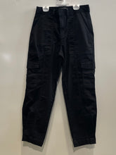 Load image into Gallery viewer, Banana Republic Womens Black Flat Front Slash Pockets Cargo Pants Size 4