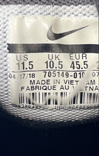 Load image into Gallery viewer, Nike Mens Air Max Tavas 705149-010 Black Lace-Up Sneaker Shoes Size 11.5