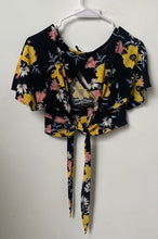 Load image into Gallery viewer, H&M Womens Black Multicolor Floral Flutter Sleeve V-Neck Tie Back Cropped Top M