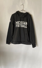 Load image into Gallery viewer, Jordan Mens Black Long Sleeve Pullover Hoodie Size L