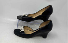 Load image into Gallery viewer, Ann Taylor Loft Womens Black Leather Peep Toe Slip-On D'Orsay Heels Size 7M