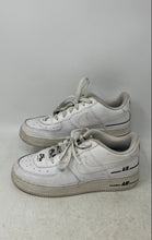 Load image into Gallery viewer, Nike Boys Air Force 1 Low LV8 3 CJ4092-100 White Leather Sneakers Shoes Sz 3.5Y