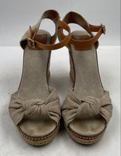 Load image into Gallery viewer, Authentic Tory Burch Womens Macy Beige Wedge Espadrille Sandals Sz 10.5B Stained