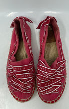 Load image into Gallery viewer, Authentic Tory Burch Womens Grosgrain Red Flat Espadrille Sandals Sz 5 M Damaged
