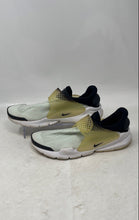 Load image into Gallery viewer, Nike Womens Sock Dart AH3046-991 Green Low Top Snap Running Shoes Size 9