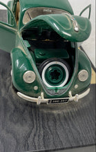 Load image into Gallery viewer, VTG Maisto Special Edition 1951 Volkswagen Export Sedan Beetle 1:18 Diecast Car