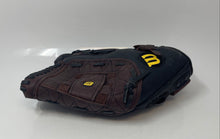 Load image into Gallery viewer, Wilson Elite Black Brown Leather Right-Hand Throw 5 Finger Baseball Gloves