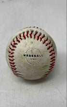 Load image into Gallery viewer, SQUAD HERO Flash Catch Illuminated Sports Genuine Leather 9 Inch Baseball