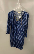Load image into Gallery viewer, Michael Kors Womens Blue And White Chain Print Pullover Shift Dress Size M