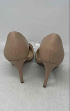 Load image into Gallery viewer, Vince Camuto Womens Nude Color Pointed Toe Stiletto D'Orsay Heels Size 7.5M