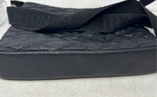 Load image into Gallery viewer, Kenneth Cole Reaction Womens Black Quilted Zipper Inner Pocket Crossbody Bag