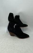 Load image into Gallery viewer, Frye Womens Reina Black Leather Cut Out Block Heel Ankle Bootie Size 9.5M