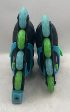 Load image into Gallery viewer, Roller Derby Kids Sprinter Black Blue Adjustable Quad Inline Skate Size 3-6
