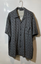 Load image into Gallery viewer, Guess Mens Gray Printed Collared Short Sleeve Button-Up Shirt Size XL