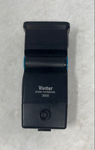 Load image into Gallery viewer, Vivitar Zoom Thyristor 3500 Black Hot Shoe Mount Camera Flash Attachment