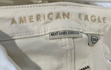 Load image into Gallery viewer, American Eagle Womens White Denim Stretch Pockets Skinny Jeans Size 10
