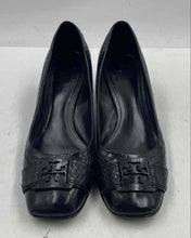 Load image into Gallery viewer, Authentic Tory Burch Womens Black Leather Loafer Pump Heels Size 10M Damaged