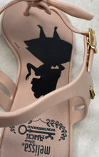 Load image into Gallery viewer, Melissa Womens Pink Alice In Wonderland Bow Buckle Thong Sandals Size 10