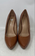 Load image into Gallery viewer, BCBGeneration Womens Brown Leather Slip-On Stiletto Pump Heels Size 9M