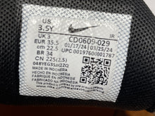 Load image into Gallery viewer, Authentic Nike Kids Air Max Plus Orange Black Sneaker Shoes Size 3.5Y Damaged
