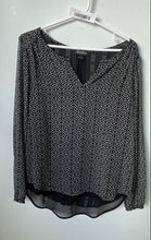 Load image into Gallery viewer, Lucky Brand Womens Black Long Sleeve Split Neck Back Slit Blouse Top Size S