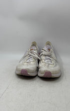 Load image into Gallery viewer, Nike Womens Air Zoom Winflo 6 CW2638-181 White Lace-Up Running Shoes Size 8.5