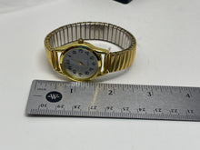 Load image into Gallery viewer, Women's Gold Tone Bracelet Watch (NCL0