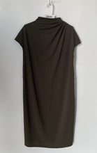 Load image into Gallery viewer, Zara Womens Green Short Sleeve Ruched Mock Neck Regular Fit Shift Dress Size L