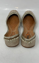 Load image into Gallery viewer, Stylo Womens Beige Embellished Beads Pearl Slip-On Ballet Flats Shoes Size 8