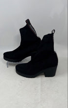 Load image into Gallery viewer, Weekend By Pedro Miralles Womens Black Suede Block Heel Ankle Boots Size 38