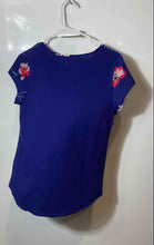 Load image into Gallery viewer, Van Heusen Womens Blue Floral Short Sleeve Crew Neck Pullover Blouse Top Size XS