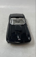 Load image into Gallery viewer, Showcasts Black 1:24 Scale 1967 Chevrolet Corvette Diecast Model Car Toy