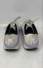 Load image into Gallery viewer, Nike Comfiride Womens Quest 6 FD6034-102 White Pink Running Shoes Size 9
