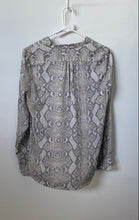 Load image into Gallery viewer, Zara Womens Beige Black Animal Print Long Sleeve Button Front Blouse Top Size XS
