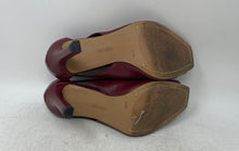 Load image into Gallery viewer, Vince Camuto Womens Lizanie Burgundy Leather Peep Toe Pump Heels Size 6.5M