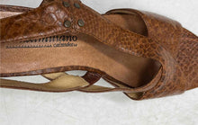 Load image into Gallery viewer, Maximiliano Womens Brown Leather Open Toe Wedge Heel Slingback Sandals Size 9