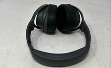 Load image into Gallery viewer, Bose Gray Wireless Over-Ear Noise Cancelling Headphones With Case Not Teste NCL