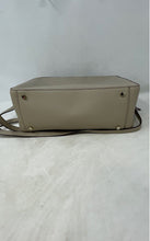 Load image into Gallery viewer, Kate Spade New York Womens Beige Shoulder Strap Crossbody Bag Size Medium