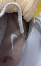 Load image into Gallery viewer, Nike Womens Blazer Mid 77 Vintage White Leather Lace-Up Sneaker Shoes Size 6