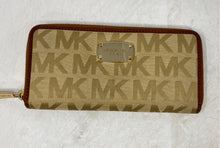 Load image into Gallery viewer, Michael Kors Womens Brown Signature Print Card Slots Accordion Zip-Around Wallet