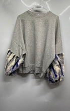 Load image into Gallery viewer, Zara Womens Gray Balloon Sleeve Crew Neck Pullover Sweatshirt Size Small